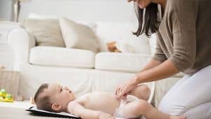 Trẻ sơ sinh đi ngoài có bọt - Nguyên nhân các chữa và phòng tránh4